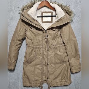 Abercrombie & Fitch Womens Small Faux Fur Hood Sherpa Lined Parka